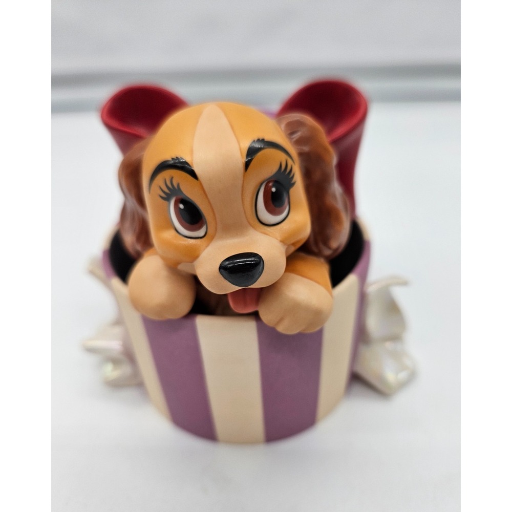 Disney WDCC Lady and the Tramp A Perfectly Beautiful Little Lady Figurine 1999